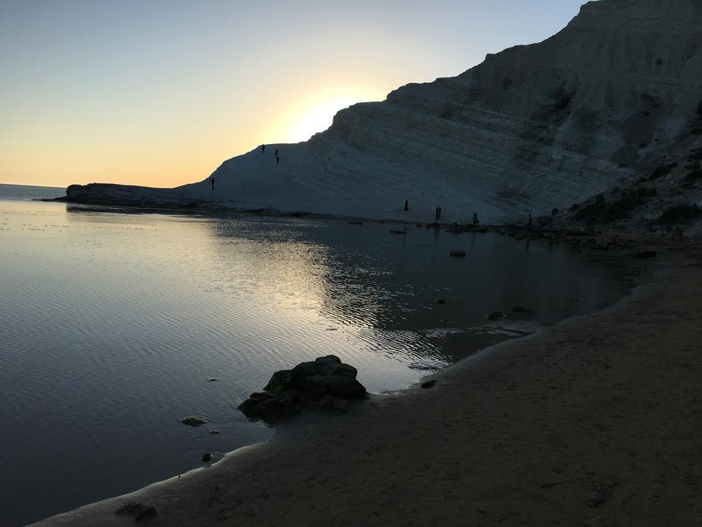 Casa Vacanza Scala Dei Turchi Реальмонте Экстерьер фото